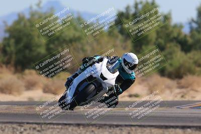 media/Nov-06-2022-SoCal Trackdays (Sun) [[208d2ccc26]]/Turn 7 Set 2 (1050am)/